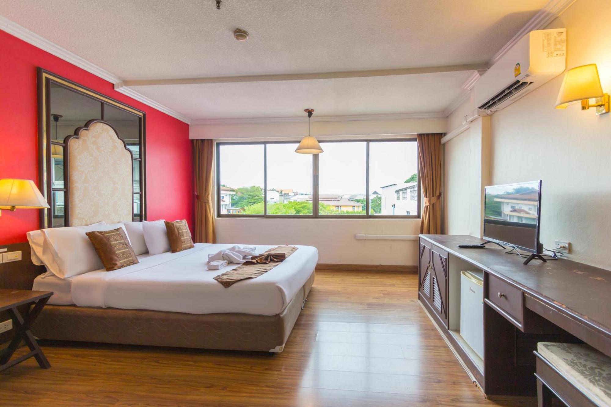 Bp Chiangmai City Hotel Chiang Mai Dış mekan fotoğraf